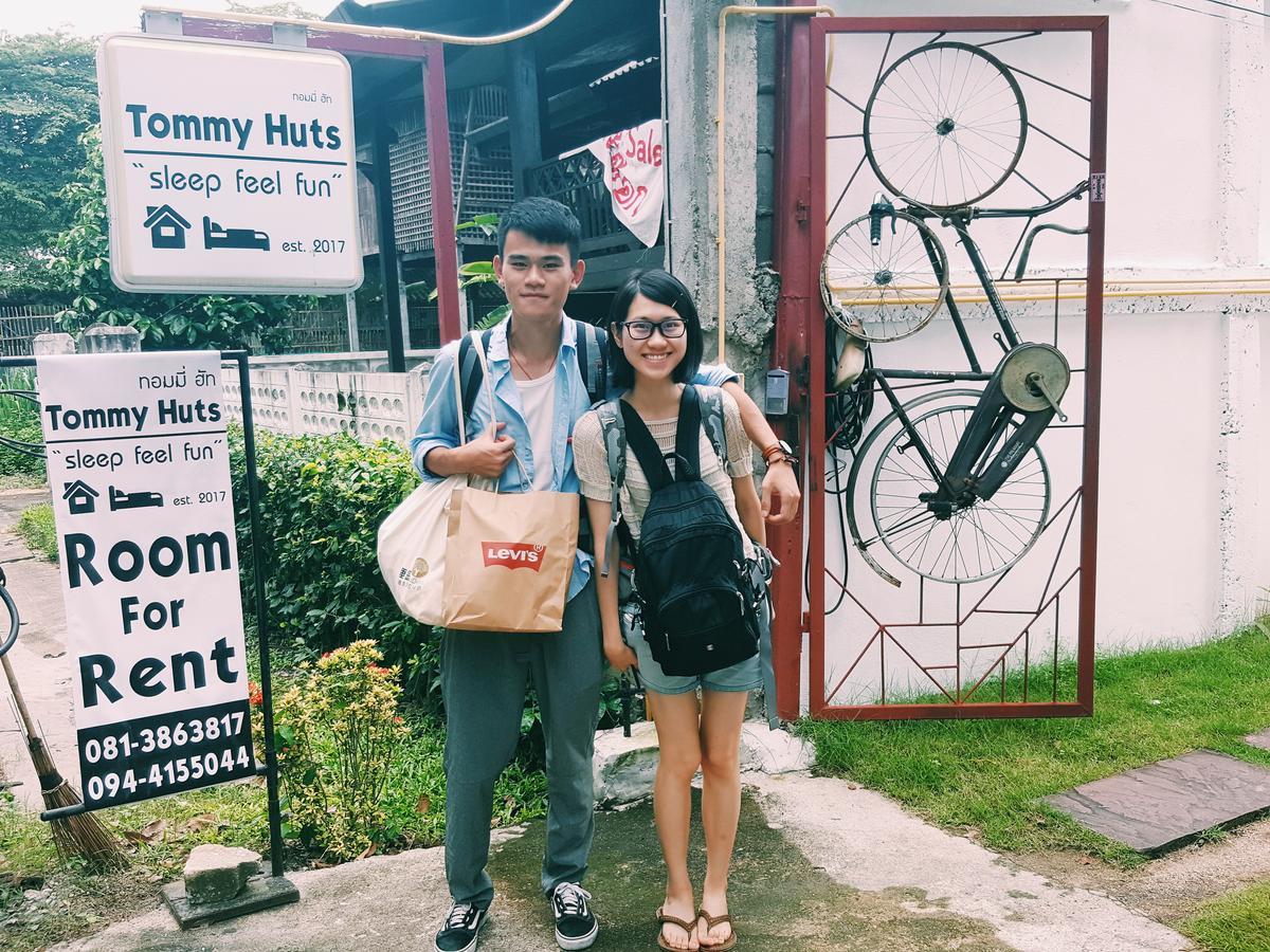 Hotel Tommy Huts Chiang Mai Esterno foto