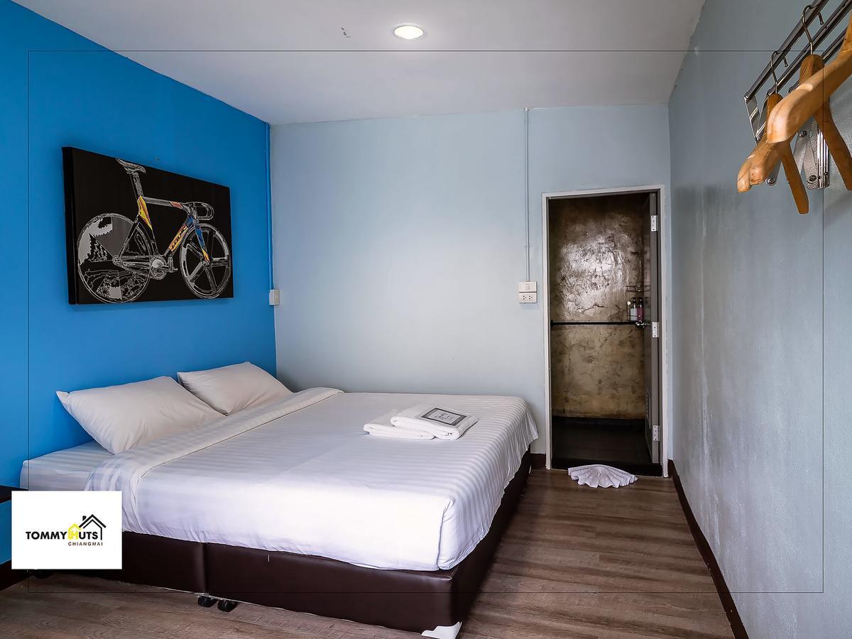 Hotel Tommy Huts Chiang Mai Esterno foto